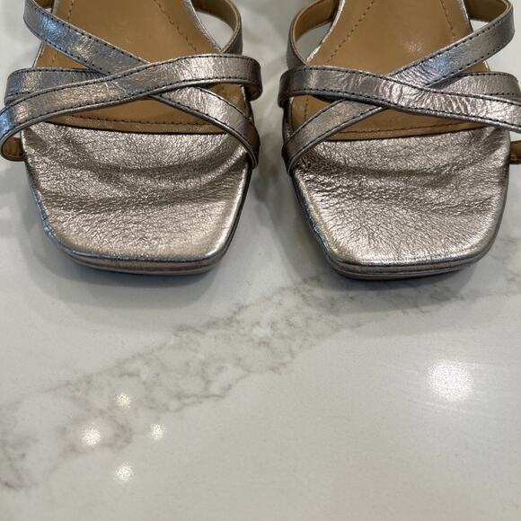 J. Renee Kamelia Size 8m Taupe block Heel Ankle strap Sandals Strappy Heels Shoe - Picture 5 of 11